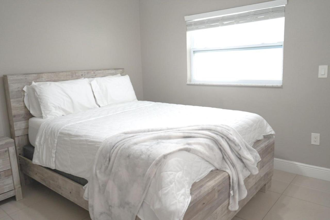 Hosting 1 Villa Tampa Dış mekan fotoğraf